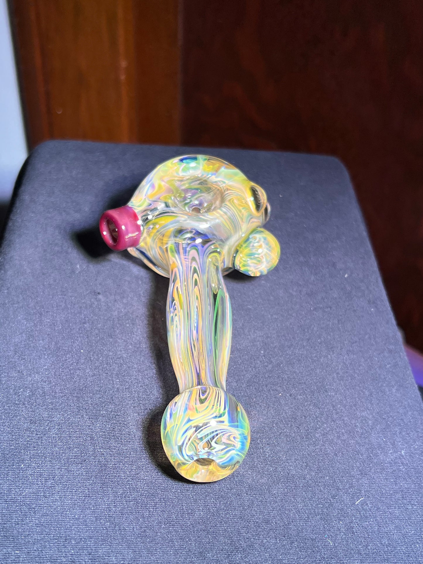 Multi-section fume spoon