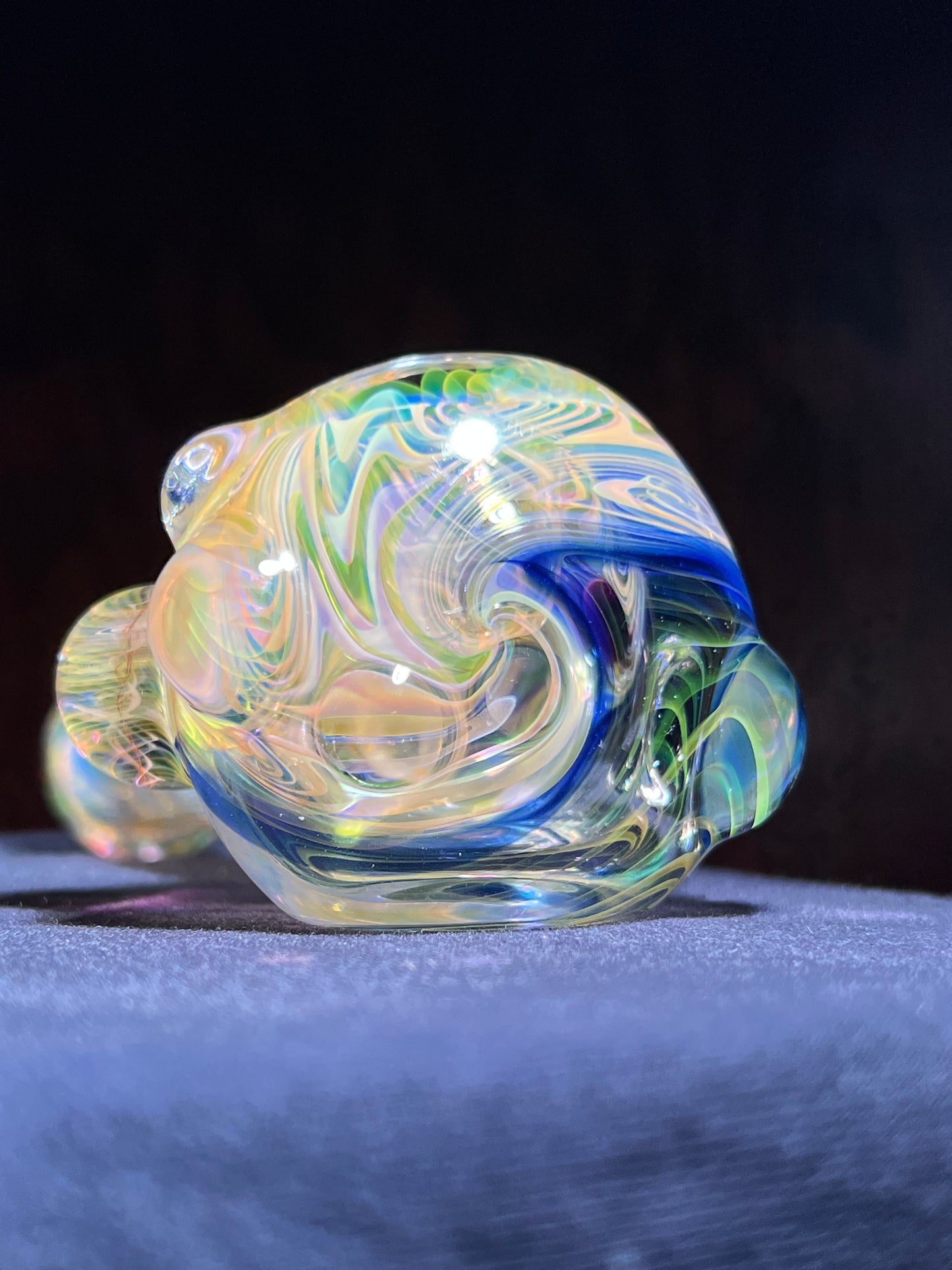 Multi-section fume spoon