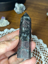 Load image into Gallery viewer, Garnet Stone Obelisk 124g