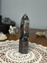 Load image into Gallery viewer, Garnet Stone Obelisk 124g