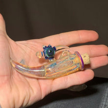 Load image into Gallery viewer, Medicine Horn pendant